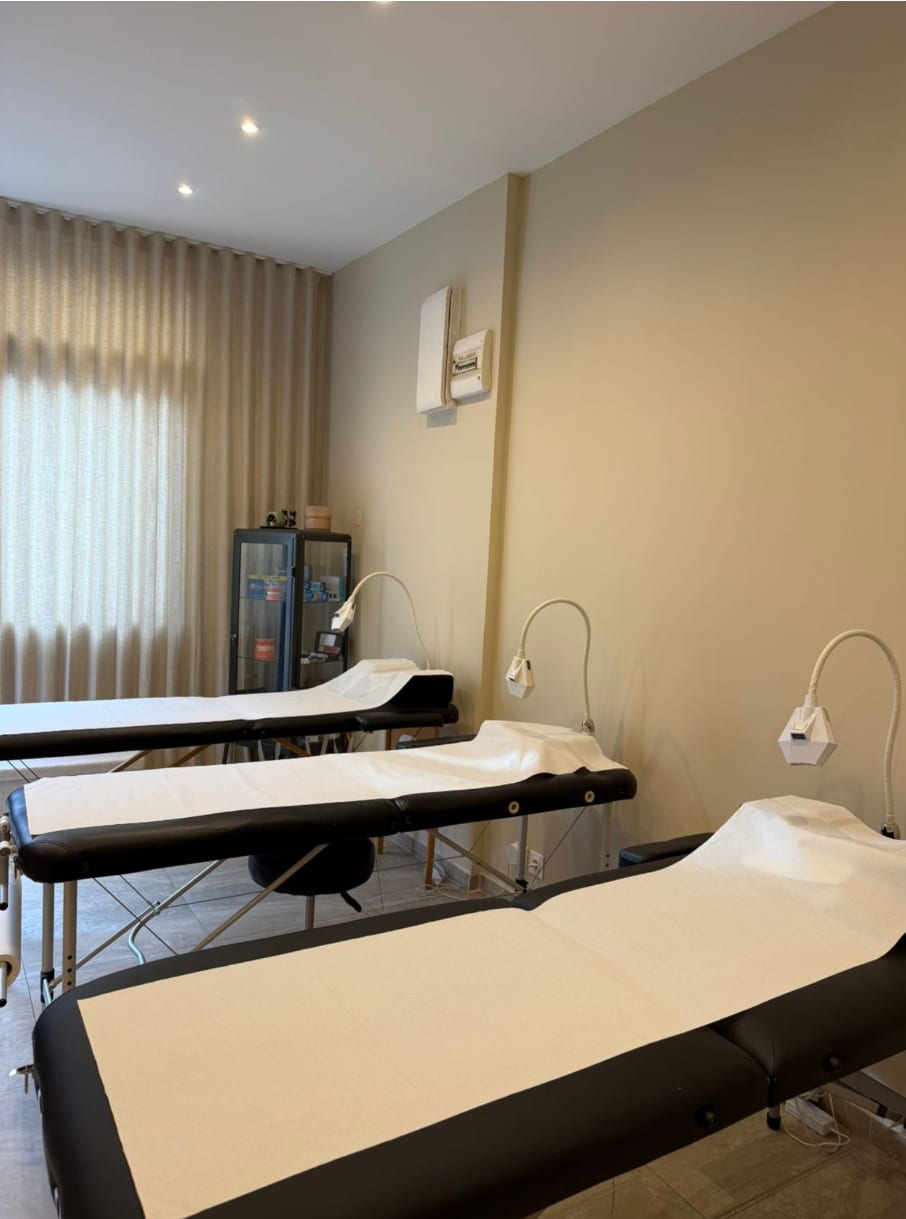 Salle de soin Sourire Prestige, fauteuils de blanchiment